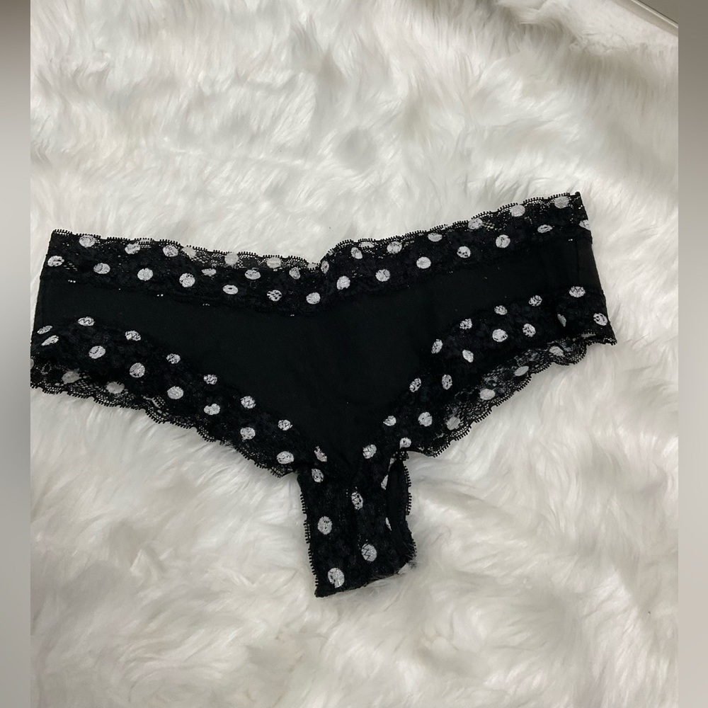 Y2K PINK Victoria's Secret Black and White Lace Chikini